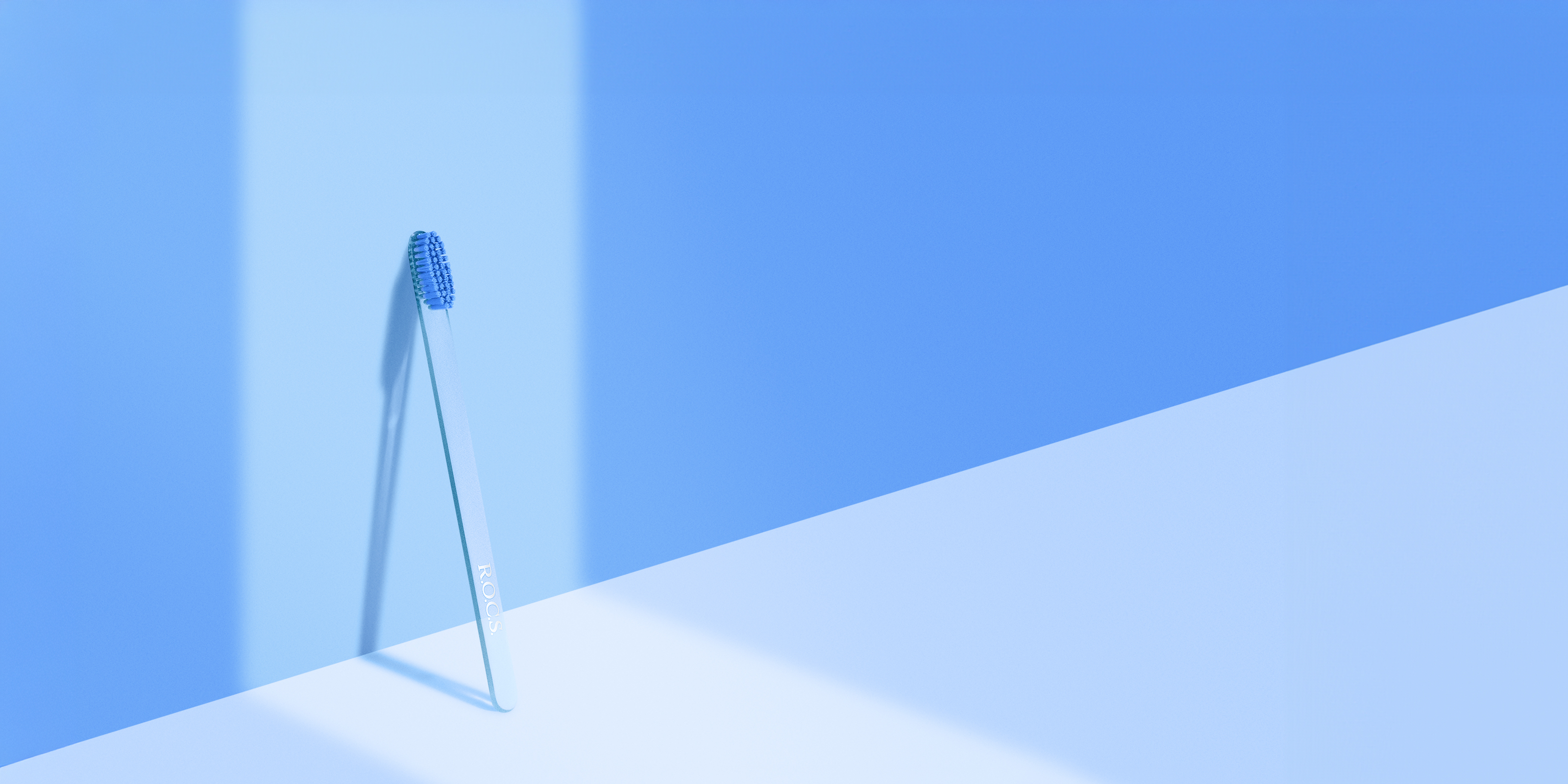 Зубная щетка R.O.C.S. КЛАССИЧЕСКАЯ (Мягкая)